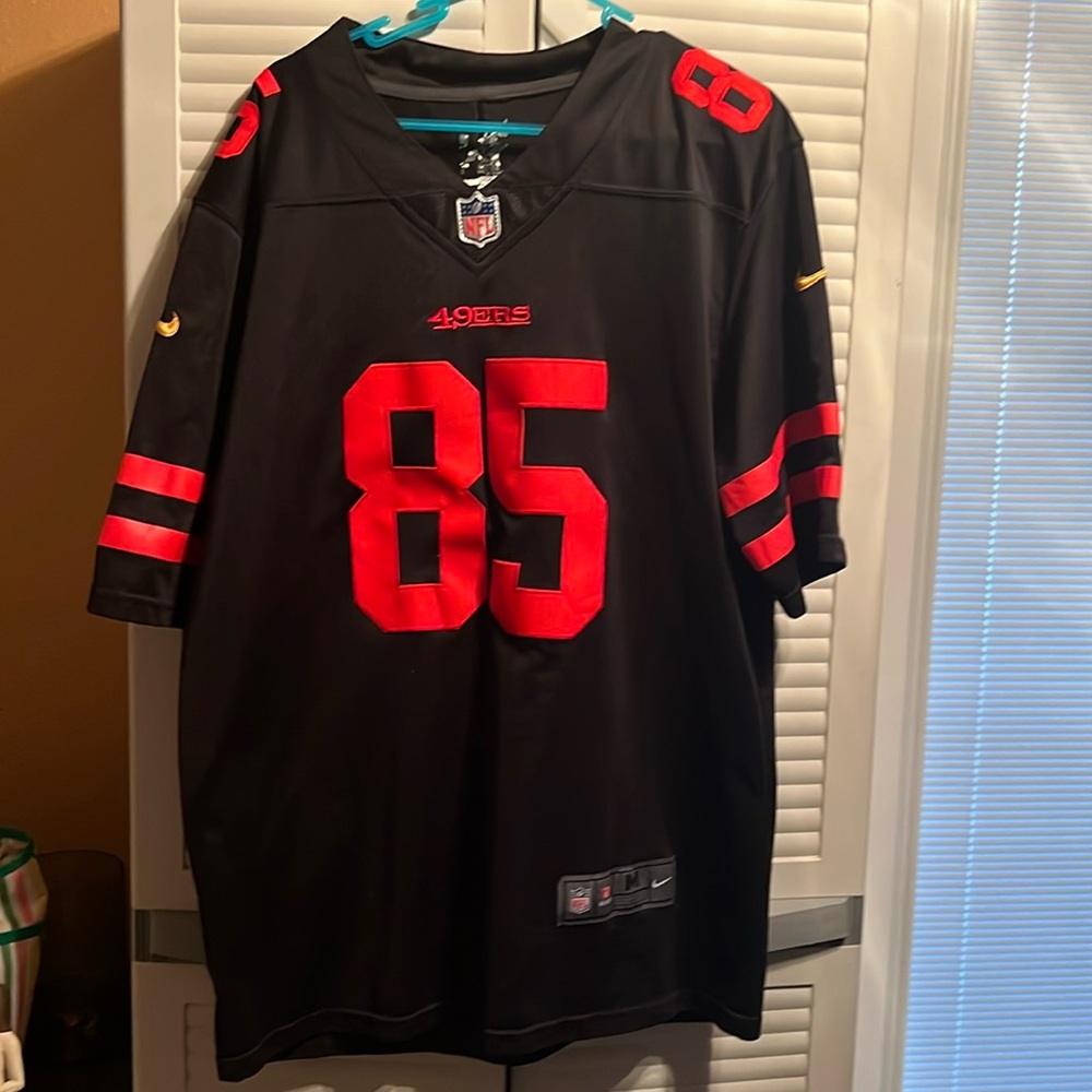 Men’s size medium, Nike, San Francisco 49ers, Kittle embroidered jersey
